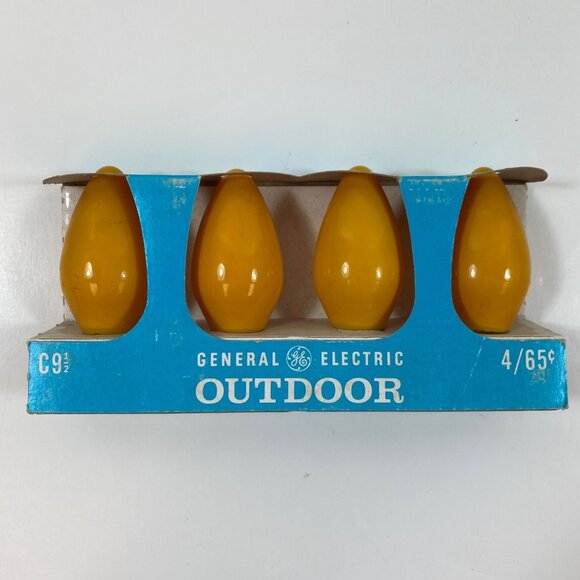 Vintage General Electric Yellow Outdoor Christmas Light Bulbs C9 4.65V 16 Count - Picture 4 of 7